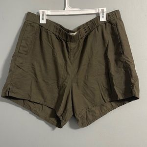 Madewell✨ Green Linen Shorts